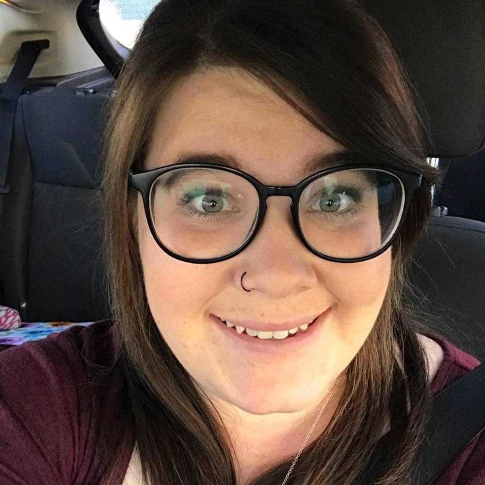 Meet your Posher, Olivia